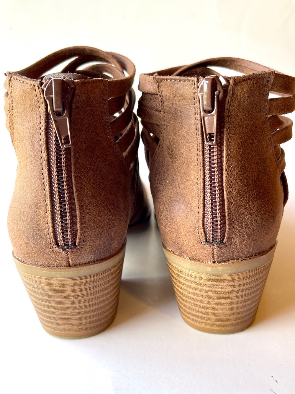 Fergalicious by Fergie "Bandana" Woven Caged Ankle Booties - 5.5 - Picture 7 of 11